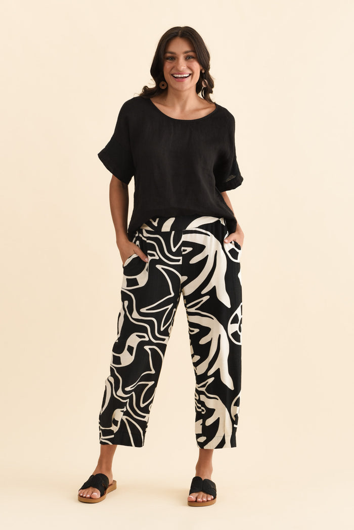 Hallie Black Palm Pocket Pants,Brunette model,alt text|model:Brontie