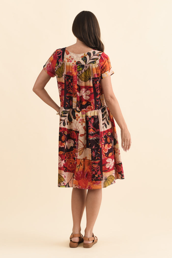 Hanoi Red Mosaic Cotton Blend Dress,Brunette model,alt text|model:MJ