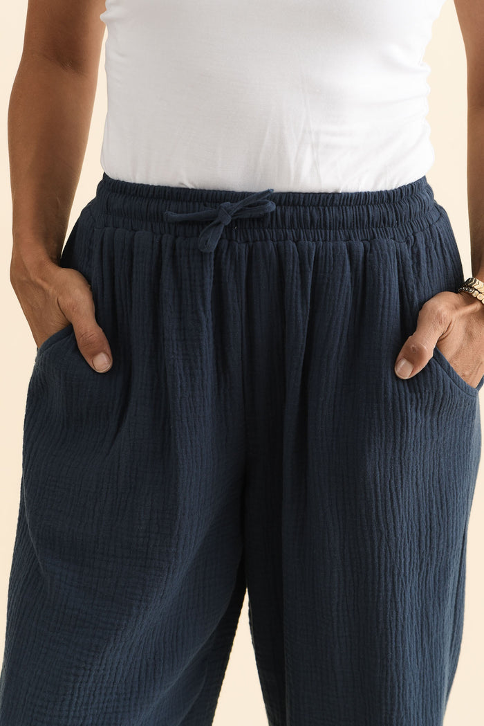 Harvey Navy Cotton Cheesecloth Cropped Pants,Brunette model,alt text|model:Cara