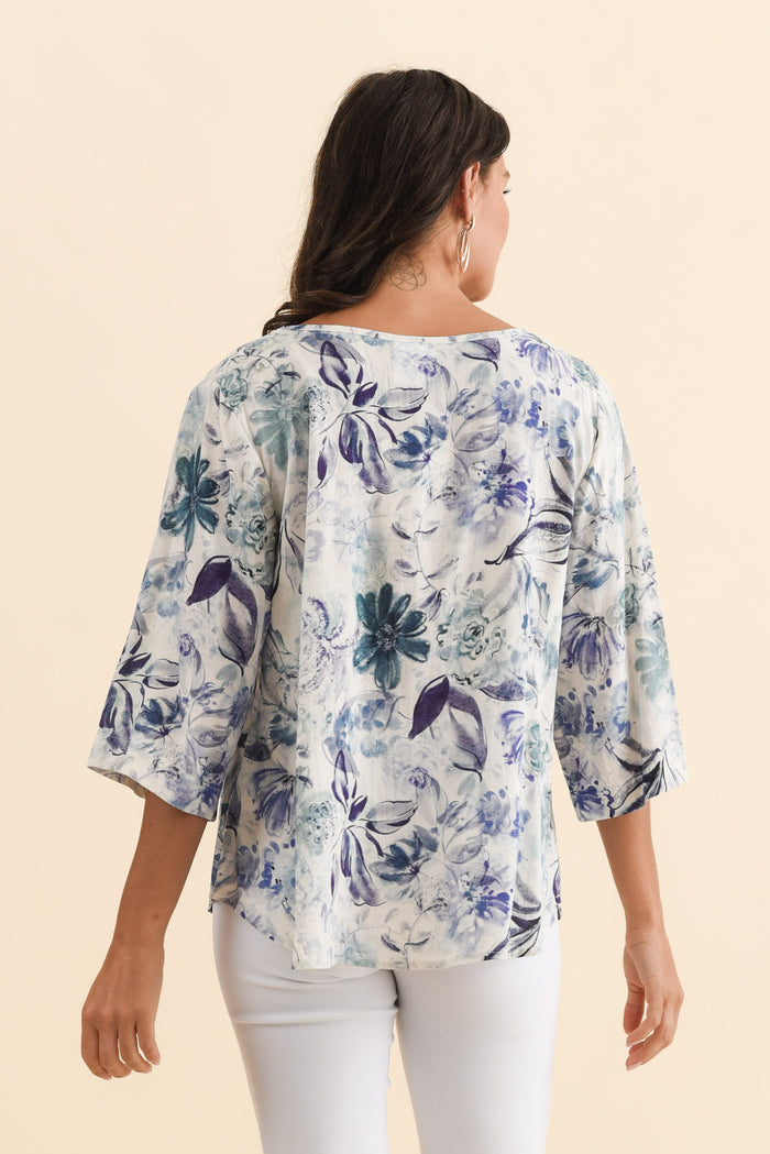 Hepburn Blue Garden Linen Blend Top,Brunette model,alt text|model:Brontie