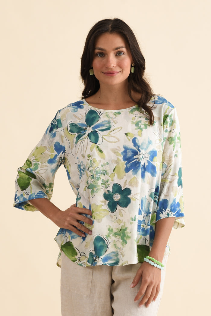 Hepburn Green Floral Linen Blend Top,Brunette model,alt text|model:Brontie