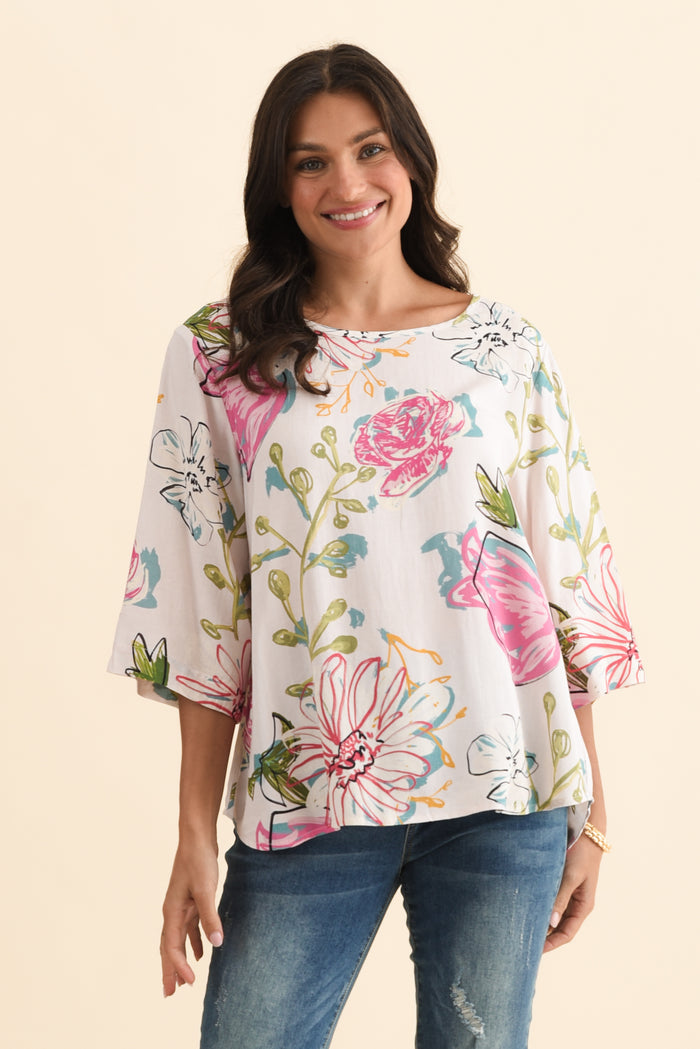 Hepburn White Blossom Linen Blend Top,Brunette model,alt text|model:Brontie