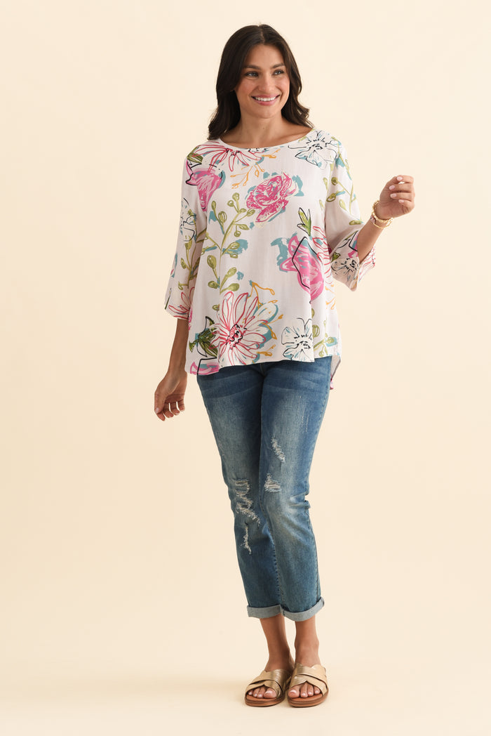 Hepburn White Blossom Linen Blend Top,Brunette model,alt text|model:Brontie