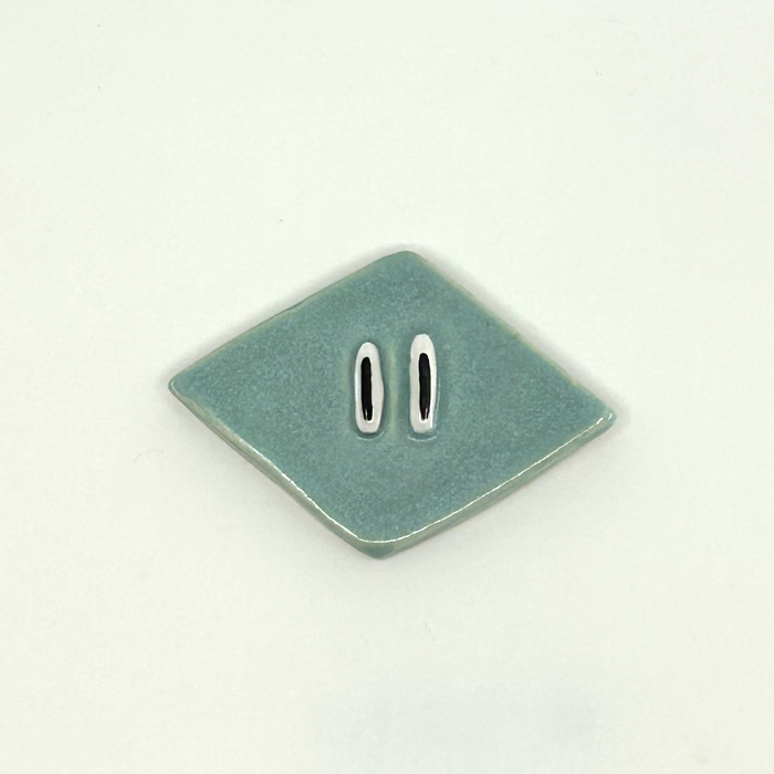 25 - Diamond; Blue