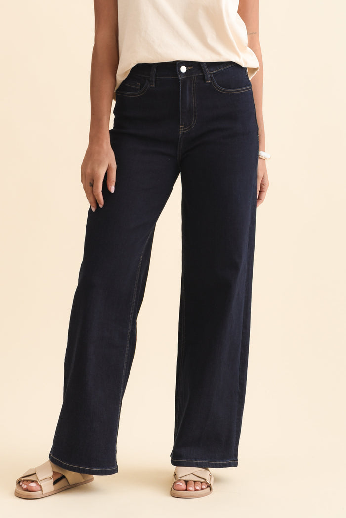Imogen Indigo Straight Leg Jeans,Brunette model,alt text|model:Brontie