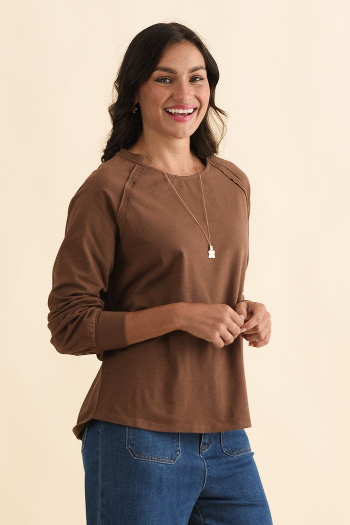 Indie Chocolate Cotton Long Sleeve Tee,Brunette model,alt text|model:Brontie