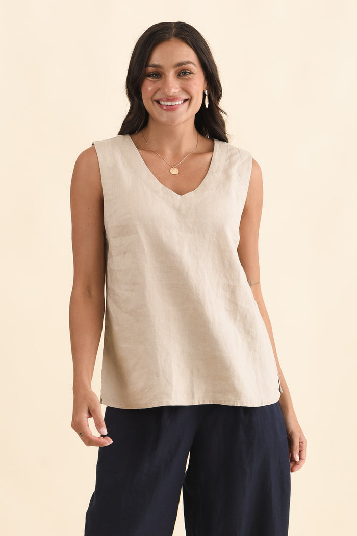Inez Beige Linen Tank,Brunette model,alt text|model:Brontie
