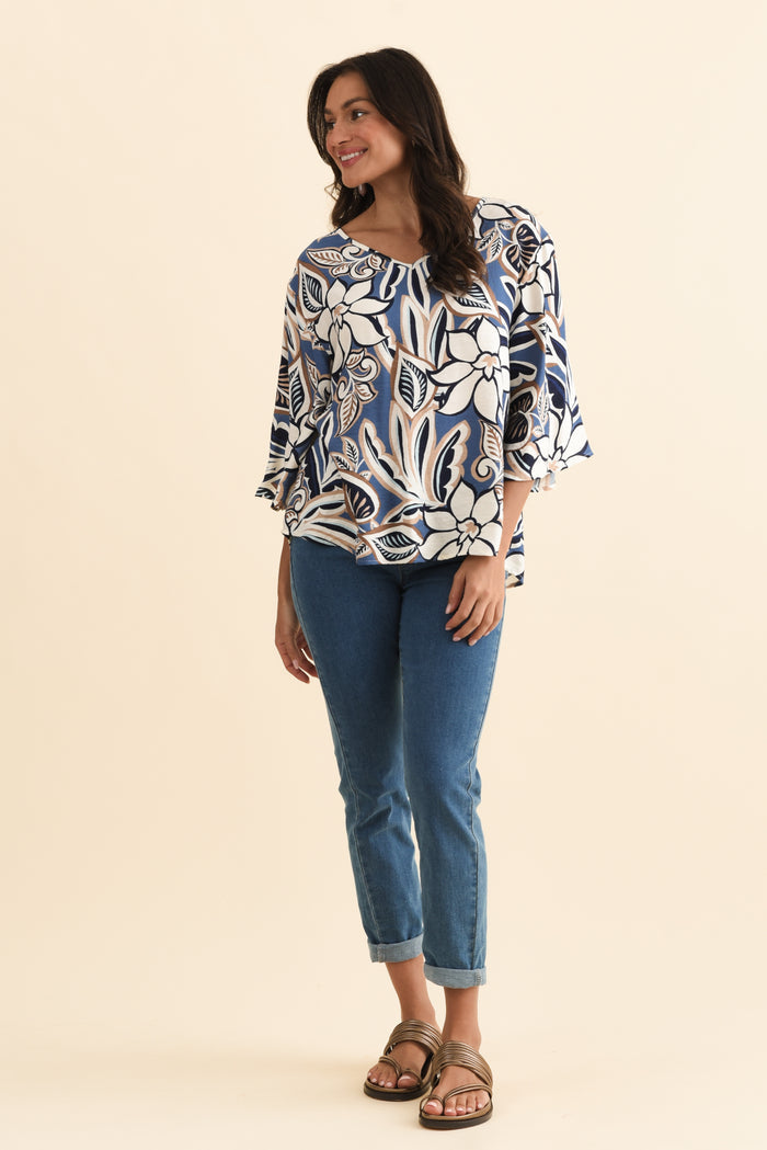 Janelle Blue Abstract V Neck Top,Brunette model,alt text|model:Brontie