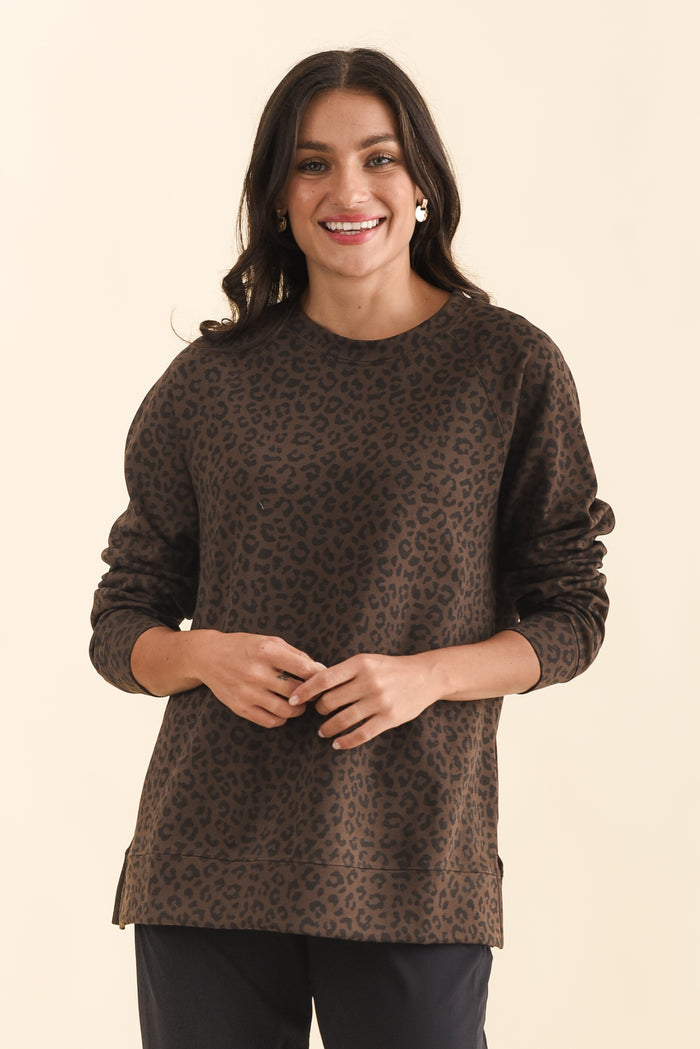 Jayden Brown Leopard Crew Sweatshirt,Brunette model,alt text|model:Brontie