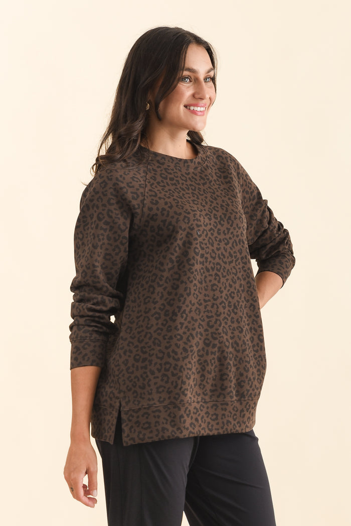 Jayden Brown Leopard Crew Sweatshirt,Brunette model,alt text|model:Brontie
