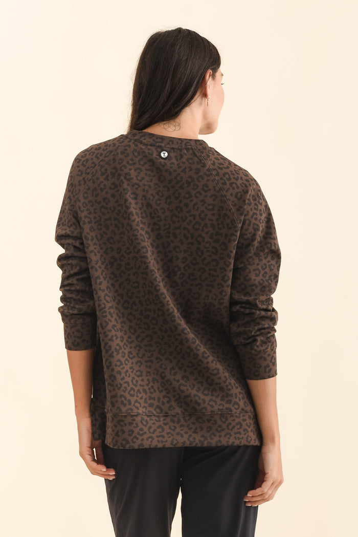 Jayden Brown Leopard Crew Sweatshirt,Brunette model,alt text|model:Brontie
