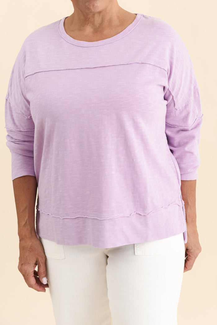 Jayne Lilac Cotton Throw On Top,Detail,Brunette model,alt text|model:Pilita