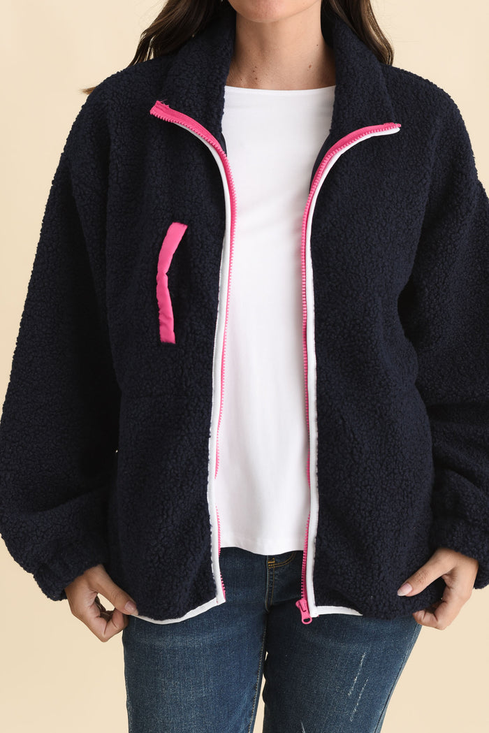 Jayne Navy Contrast Fleece Jacket,Brunette model,alt text|model:MJ