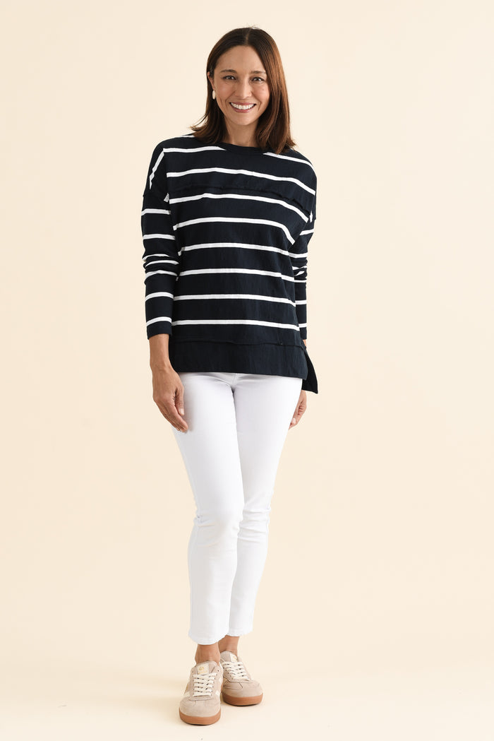 Jayne Navy Stripe Cotton Throw On Top,brunette model,Full Outfit,alt text|model:Cara