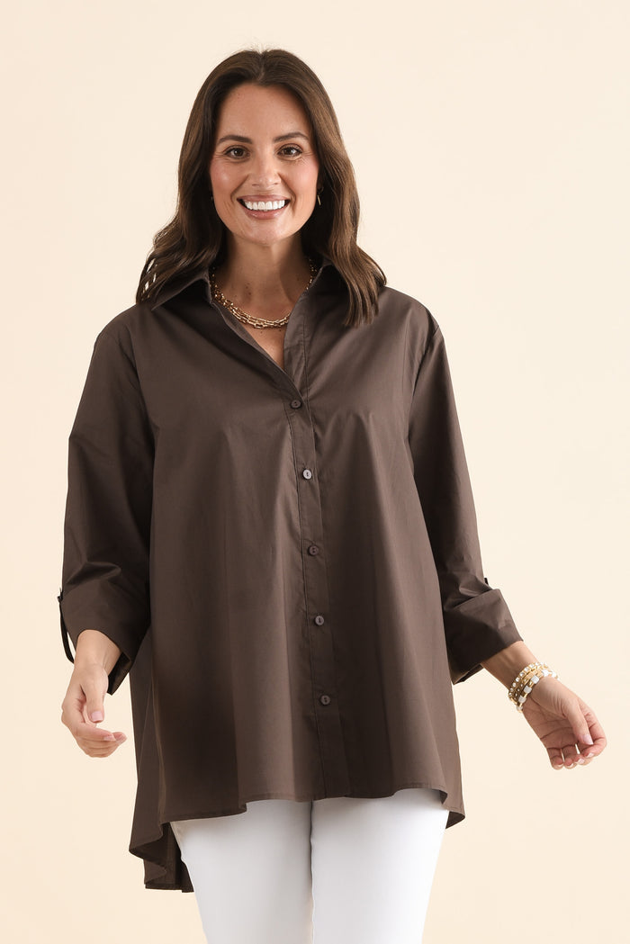 Jeanie Chocolate Cotton Pleated Shirt,Front,Brunette model,alt text|model:MJ