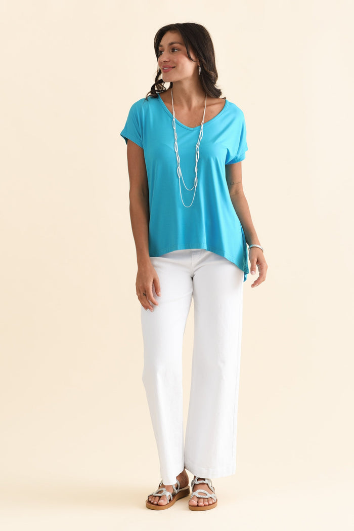 Jenner Blue V Neck Tee,Brunette model,alt text|model:Brontie