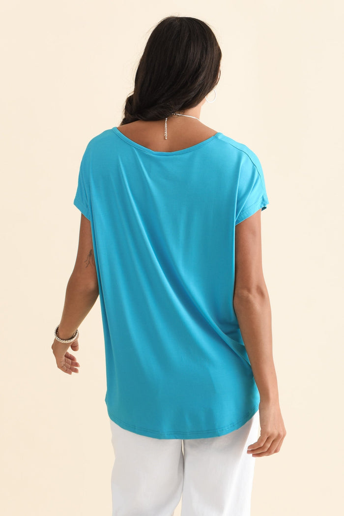 Jenner Blue V Neck Tee,Brunette model,alt text|model:Brontie