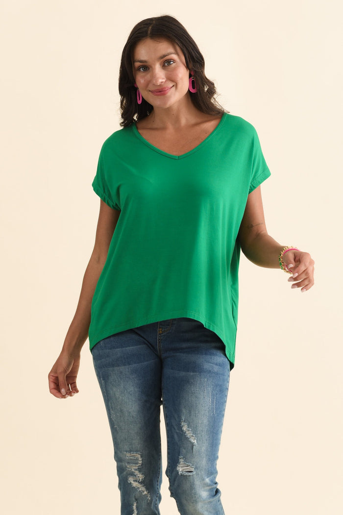 Jenner Green V Neck Tee,Brunette model,alt text|model:Brontie