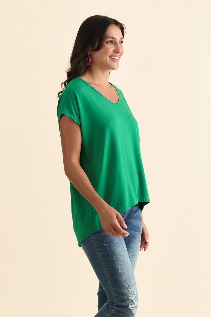 Jenner Green V Neck Tee,Brunette model,alt text|model:Brontie
