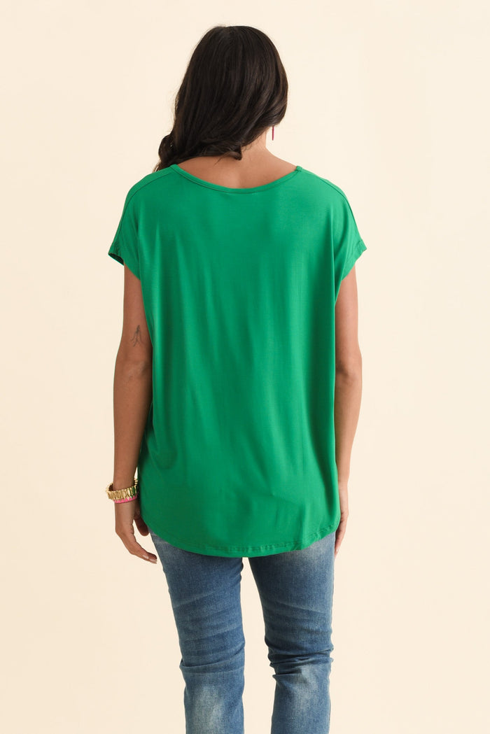 Jenner Green V Neck Tee,Brunette model,alt text|model:Brontie