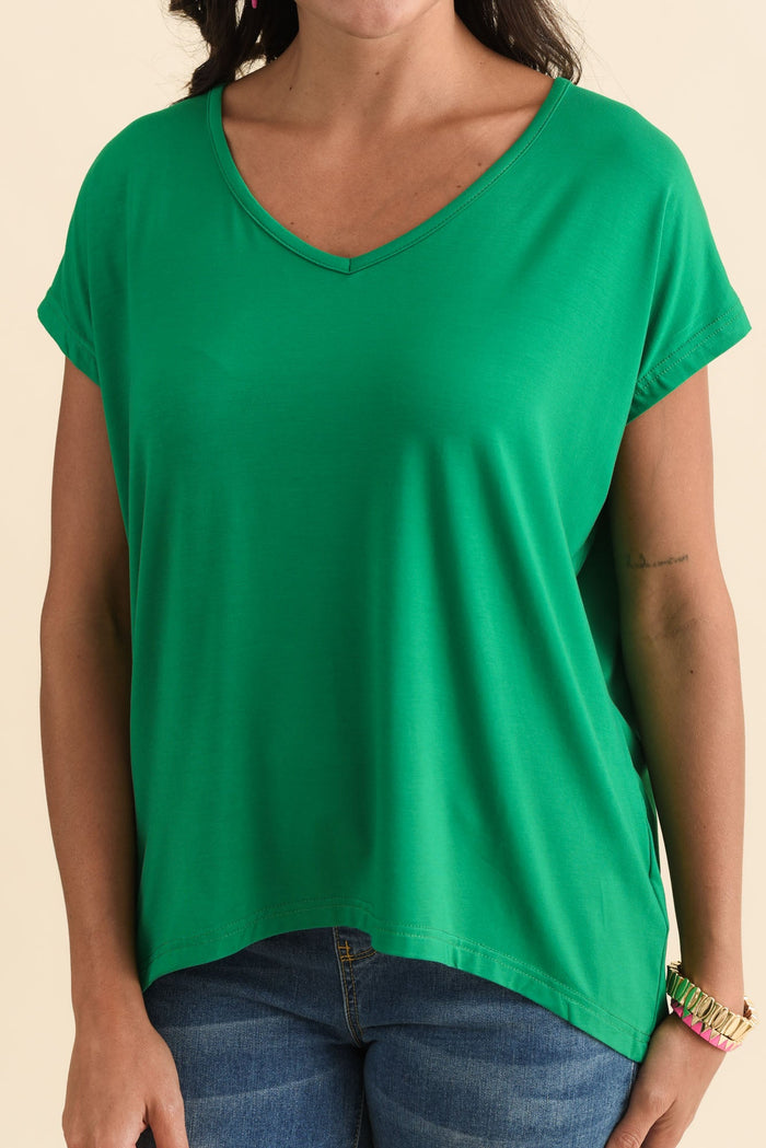 Jenner Green V Neck Tee,Brunette model,alt text|model:Brontie