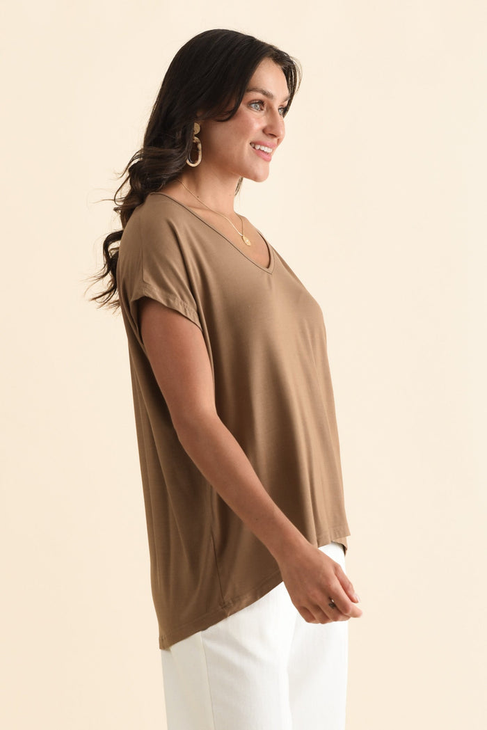 Jenner Mocha V Neck Tee,Brunette model,alt text|model:Brontie