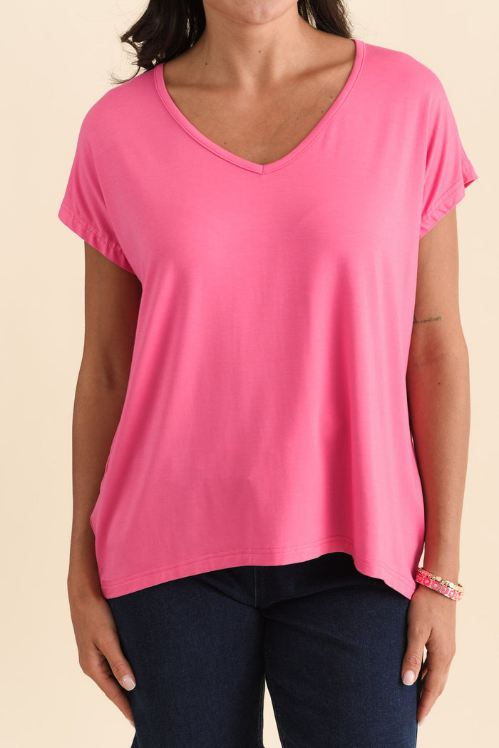 Jenner Pink V Neck Tee,Brunette model,alt text|model:Brontie