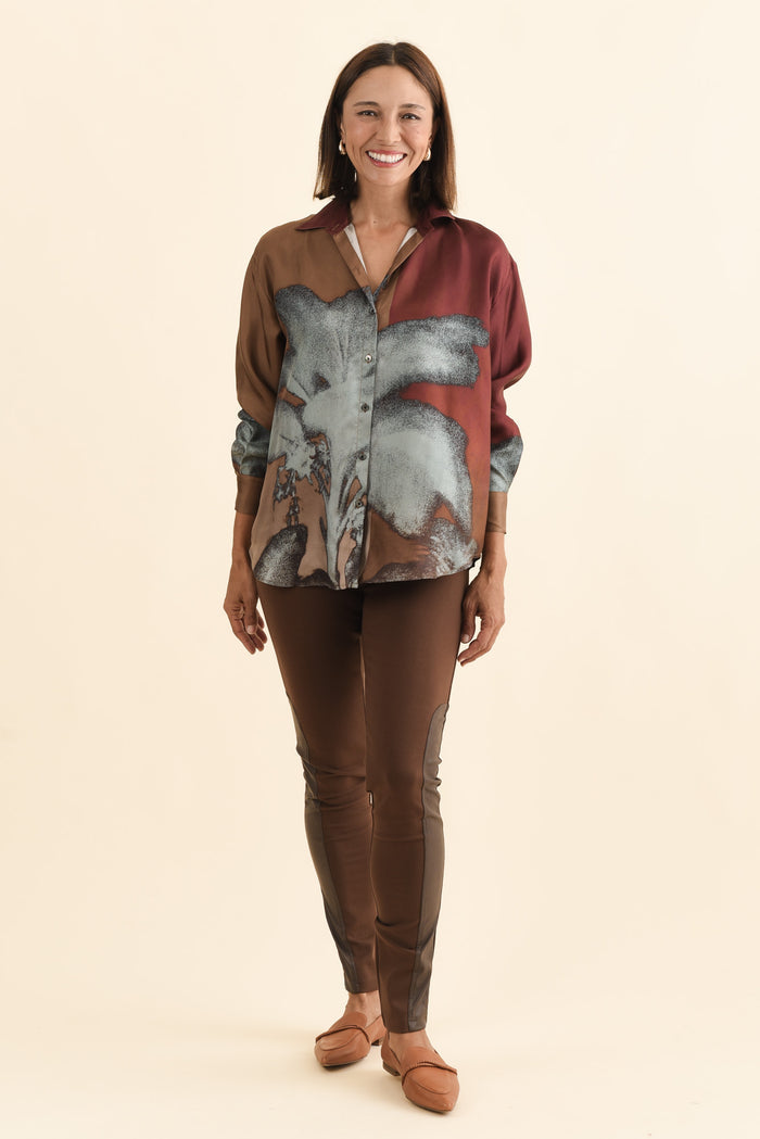 Jesse Chocolate Trim Stretch Leggings,Brunette model,alt text|model:Cara