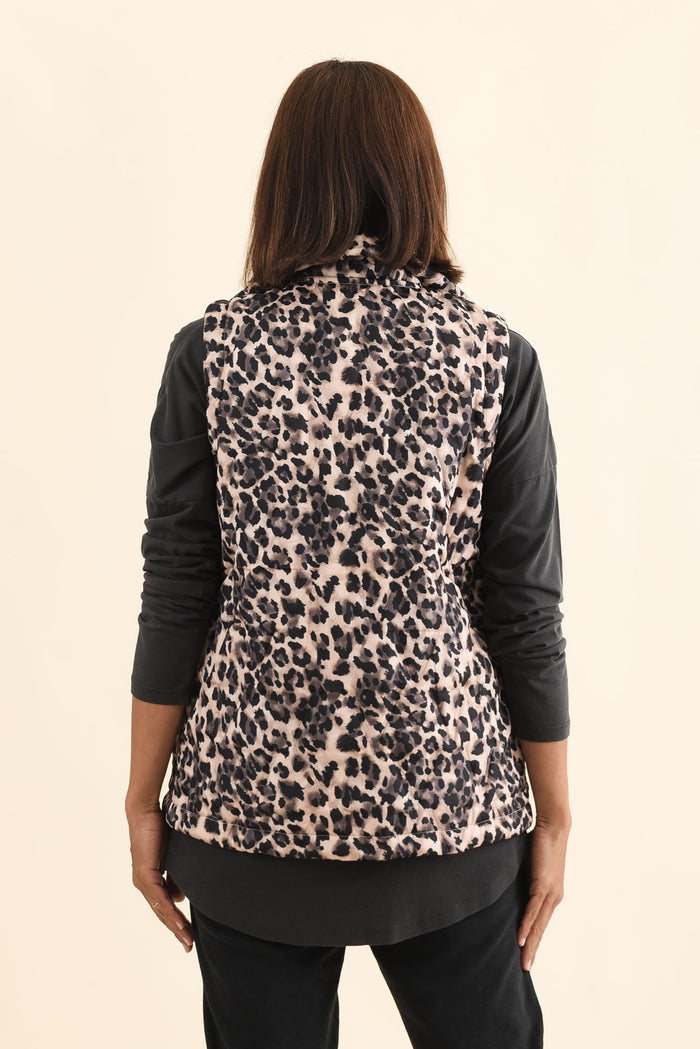 Johnny Brown Leopard Puffer Vest,Brunette model,alt text|model:Cara