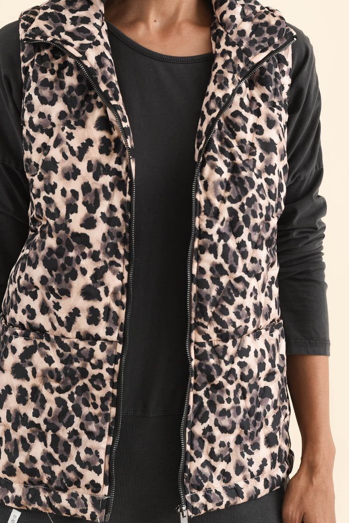 Johnny Brown Leopard Puffer Vest,Brunette model,alt text|model:Cara