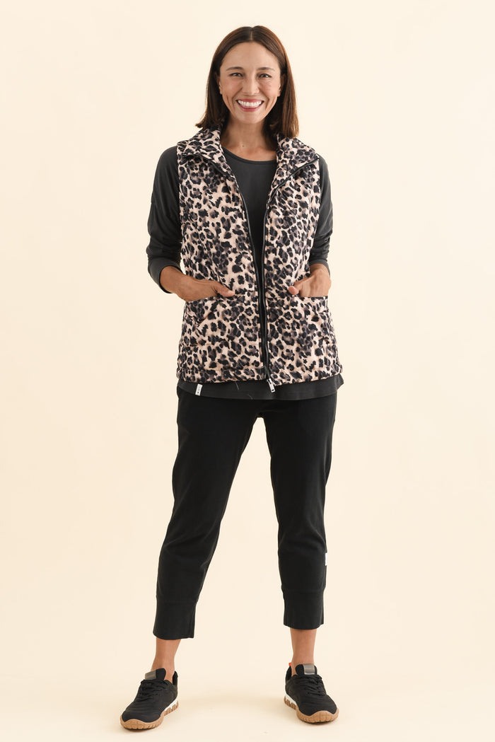 Johnny Brown Leopard Puffer Vest,Brunette model,alt text|model:Cara