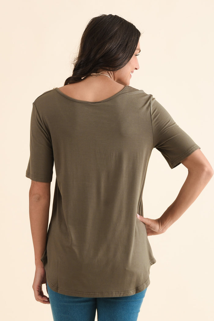 Josephine Khaki Scoop Neck Tee,Back,Brunette model,alt text|model:Brontie