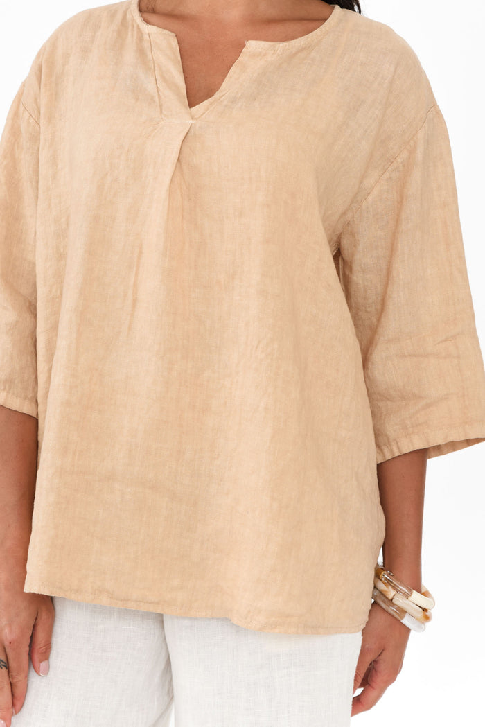 Justine Sand Linen Top,Brunette model,alt text|model:Brontie