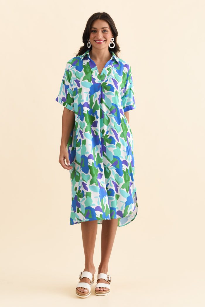 Kazi Green Garden Shirt Dress,Brunette model,alt text|model:Brontie