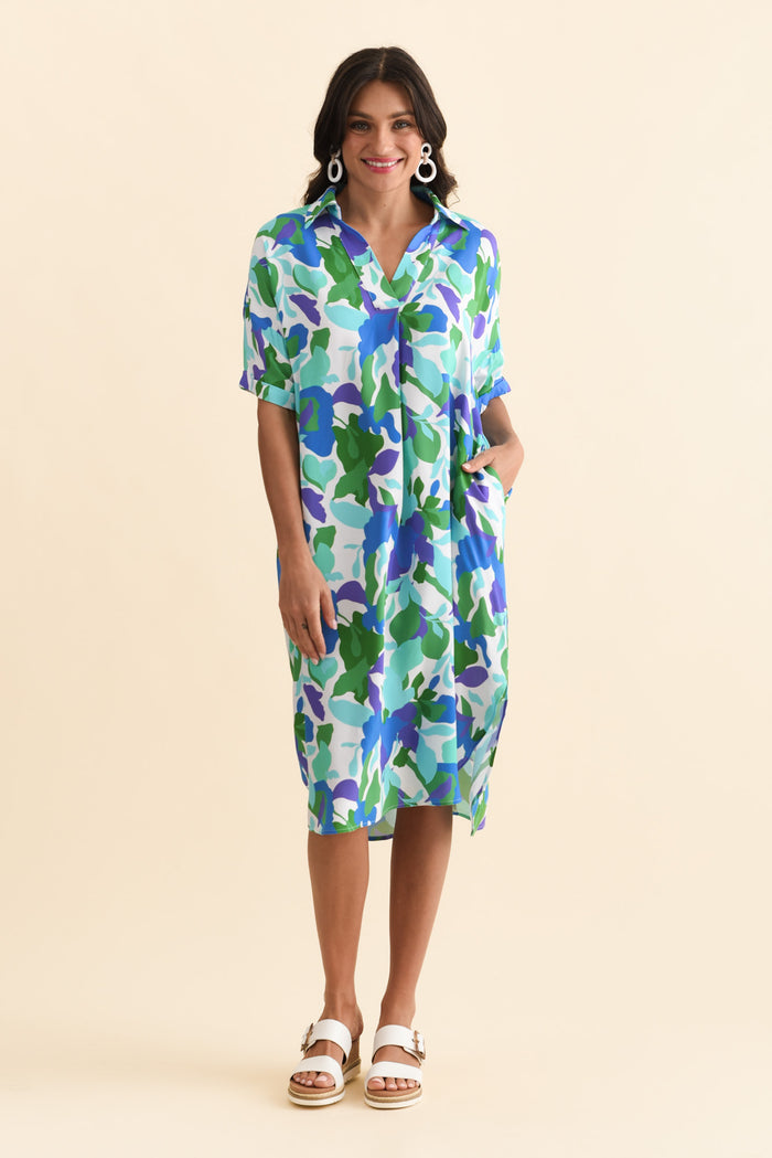 Kazi Green Garden Shirt Dress,Brunette model,alt text|model:Brontie