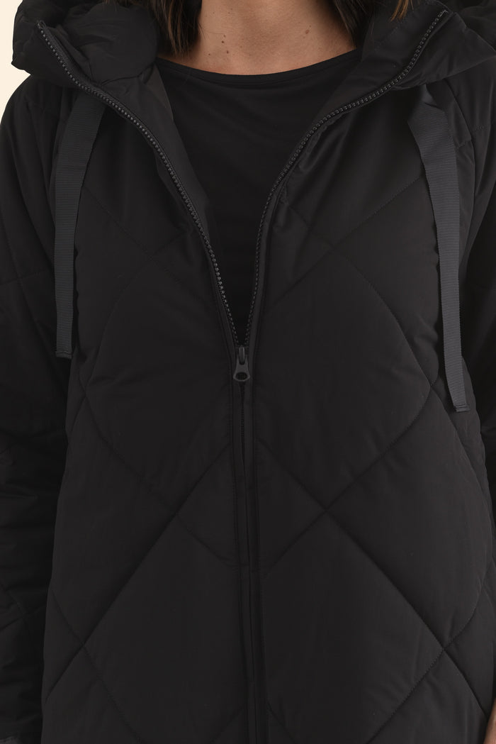 Koami Black Quilted Hooded Coat,Brunette model,alt text|model:MJ