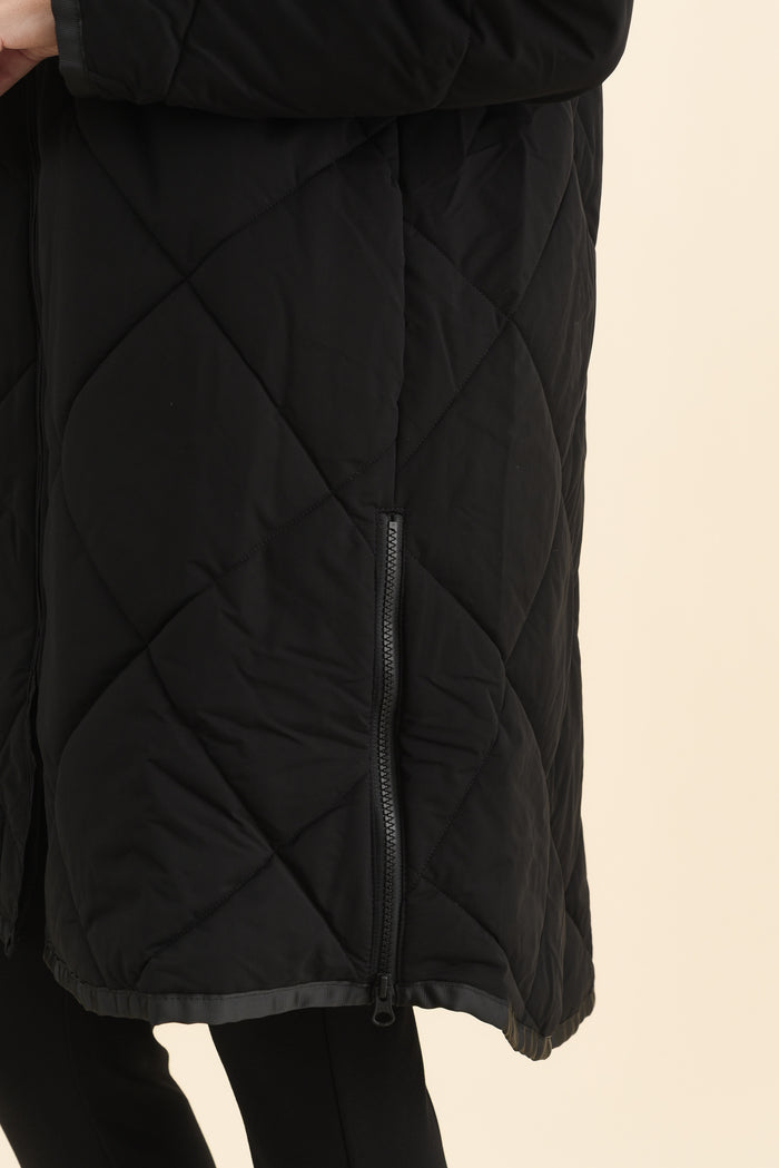 Koami Black Quilted Hooded Coat,Brunette model,alt text|model:MJ