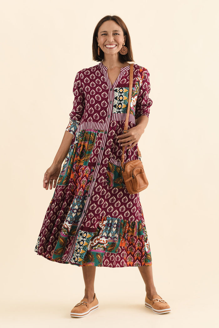 Lacala Purple Motif Button Dress,Brunette model,alt text|model:Cara