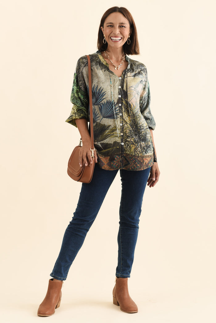 Laria Green Tropical Button Top,Brunette model,alt text|model:Cara