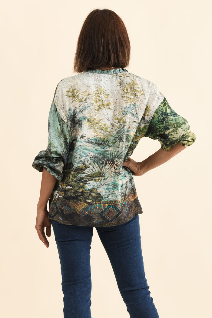 Laria Green Tropical Button Top,Brunette model,alt text|model:Cara