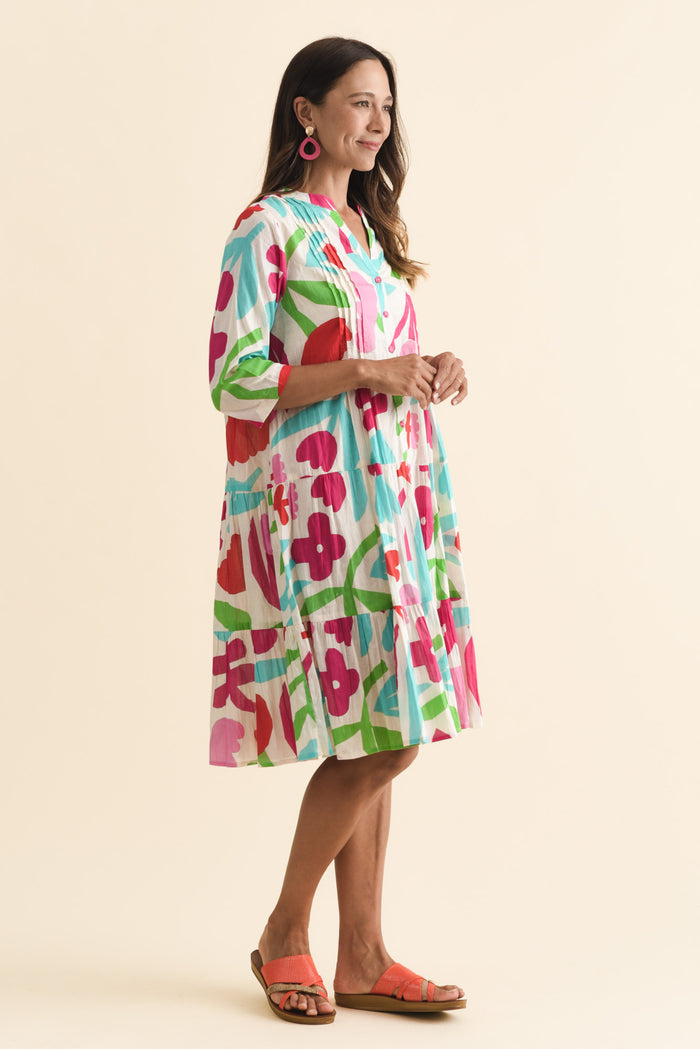 Larissa White Flower Cotton Pleated Dress,Brunette model,alt text|model:Cara