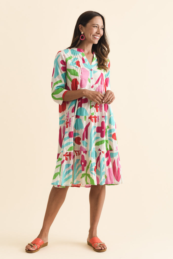 Larissa White Flower Cotton Pleated Dress,Brunette model,alt text|model:Cara