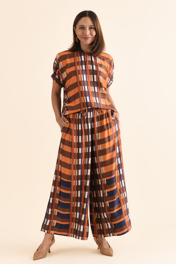 Lattice Orange Check Wide Leg Pants,Full Body,Brunette model,alt text|model:Cara