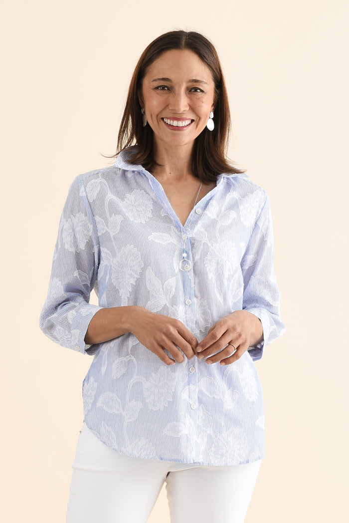 Lilah Blue Garden Cotton 3/4 Sleeved Shirt,Front,Brunette model,alt text|model:Cara