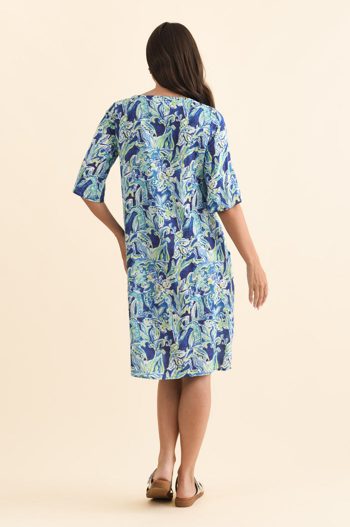 Lilibet Blue Abstract Cotton Pocket Dress,Brunette model,alt text|model:MJ