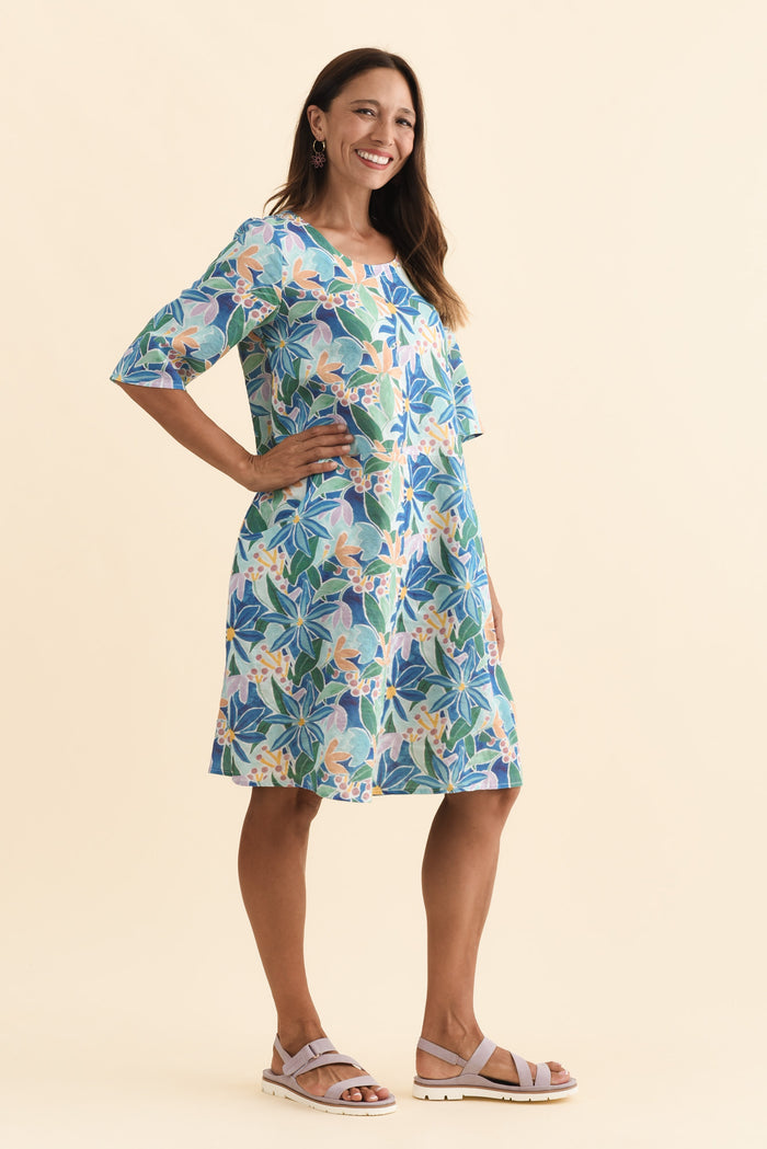 Lilibet Blue Garden Cotton Pocket Dress,Brunette model,alt text|model:Cara