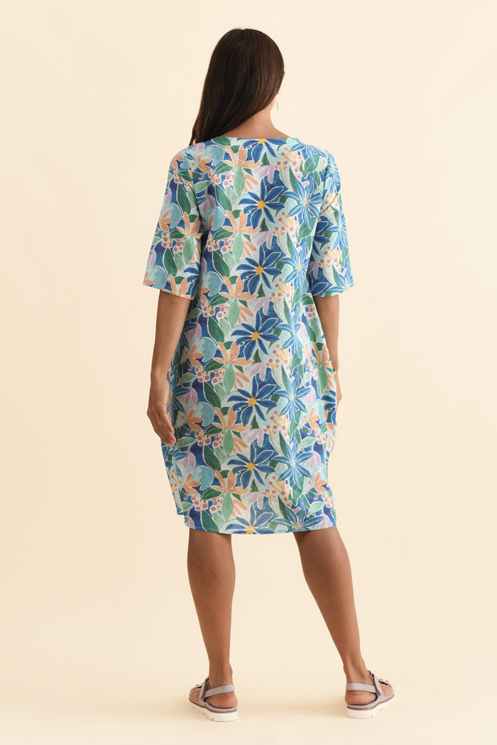 Lilibet Blue Garden Cotton Pocket Dress,Brunette model,alt text|model:Cara