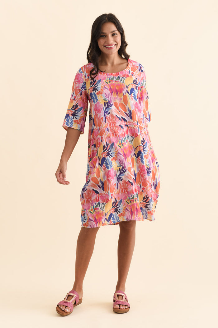 Lilibet Orange Flower Cotton Pocket Dress,Brunette model,alt text|model:Brontie