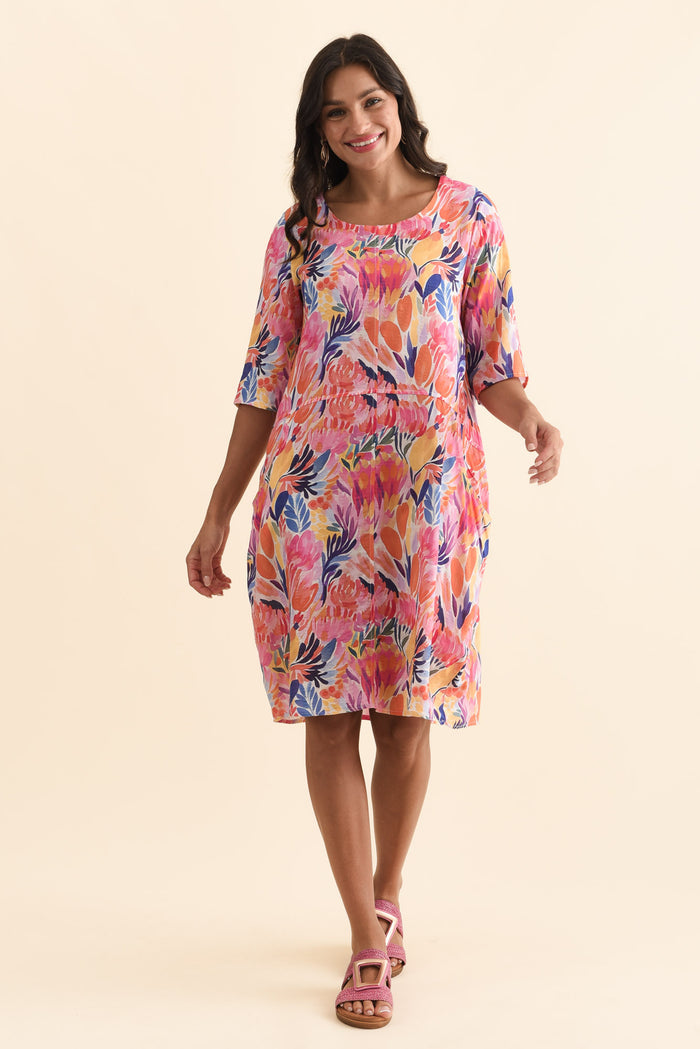 Lilibet Orange Flower Cotton Pocket Dress,Brunette model,alt text|model:Brontie