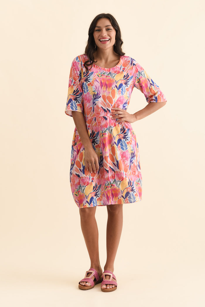 Lilibet Orange Flower Cotton Pocket Dress,Brunette model,alt text|model:Brontie